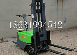 东乌珠穆沁旗电动叉车2吨半电动叉车东乌珠穆沁旗小型堆垛车小型堆垛车座驾电动叉车0.5吨电动叉车0.5吨